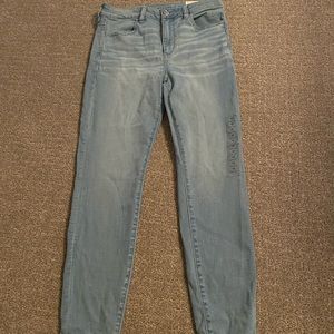 American Eagle High Rise Jegging Jeans!